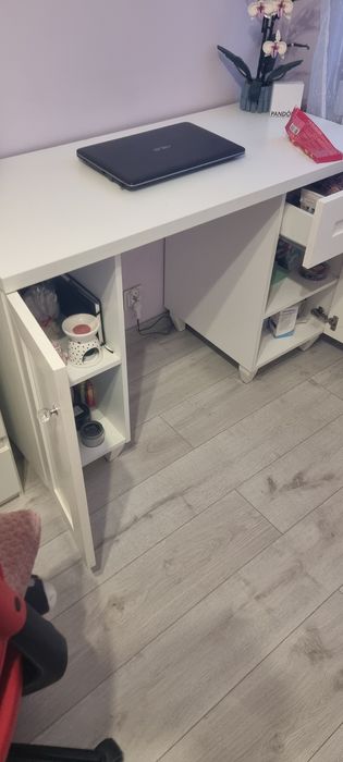 Sprzedam biurko mlodziezowe