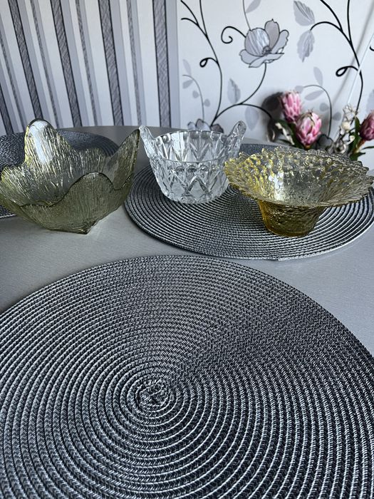 Продам вазочки хрусталь, цветное стекло