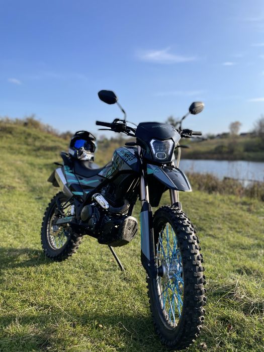 Продам Shineray CXR 250