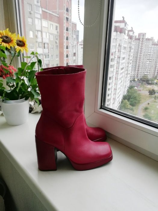 Сапожки Steve Madden