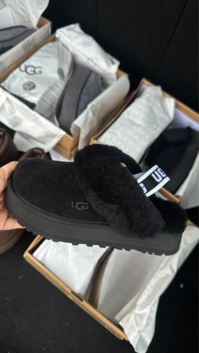 Угг агг угі уггі ugg чорні натуральні розмір 40,39,38