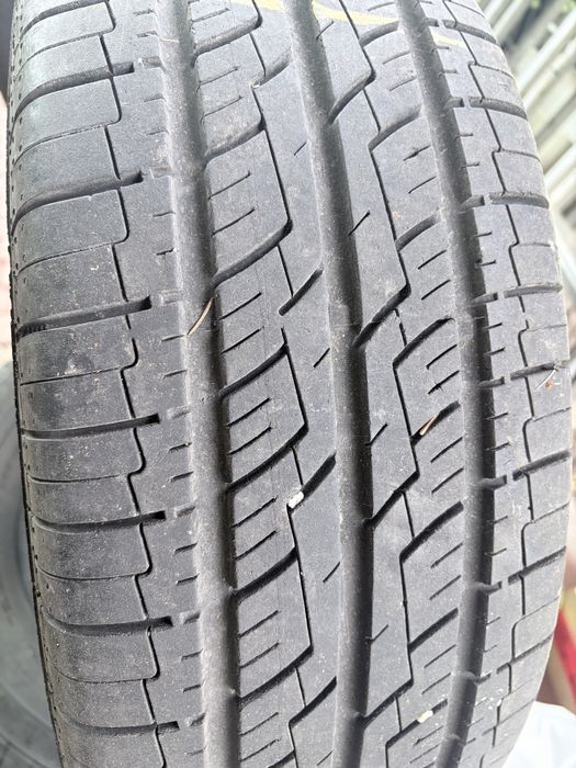 Шини 235/65 R16C (для буса/мікроавтобуса) — гарний стан