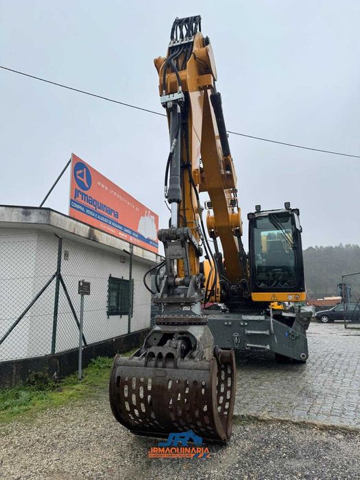 Liebherr LH22 - Giratória/Escavadora de Rodas