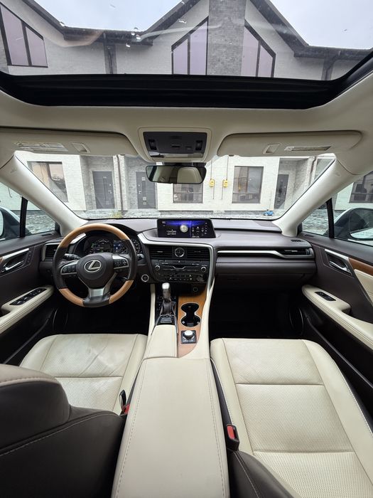 Продам lexus rx 450h 2019