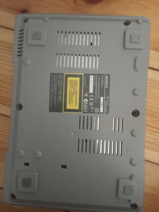 SONY PlayStation I sama jednostka centralna
