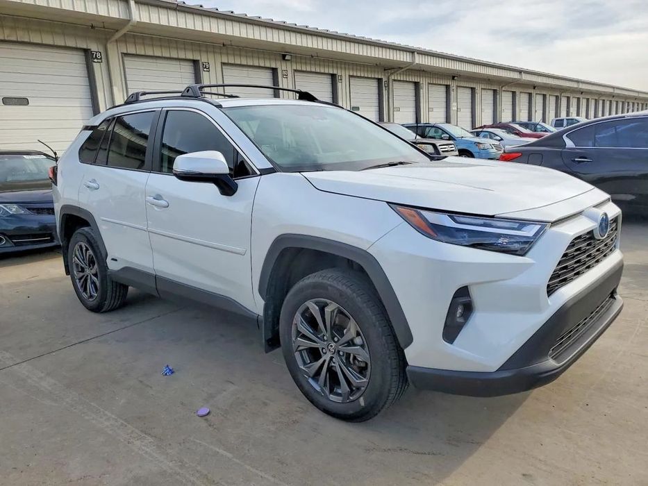 Toyota RAV4 Ładna Rav4 z USA | Hybryda