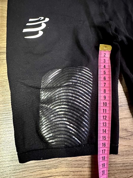 Spodenki biegowe kompresyjne damskie TRAIL UNDER CONTROL T2