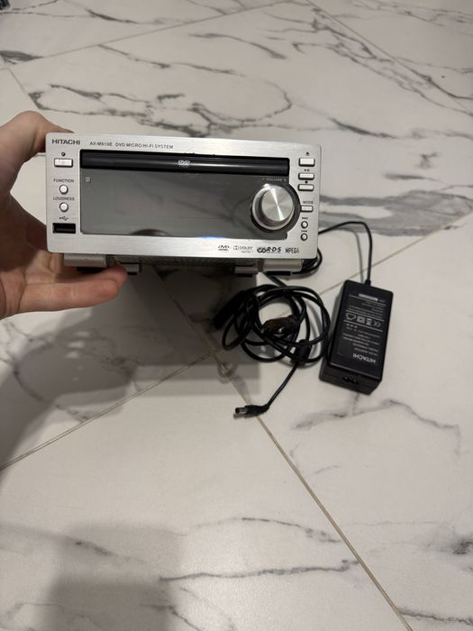Музичний центр / DVD-програвач Hitachi AX-M910
