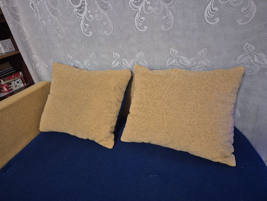 Продам диван малютка.  Самовывоз