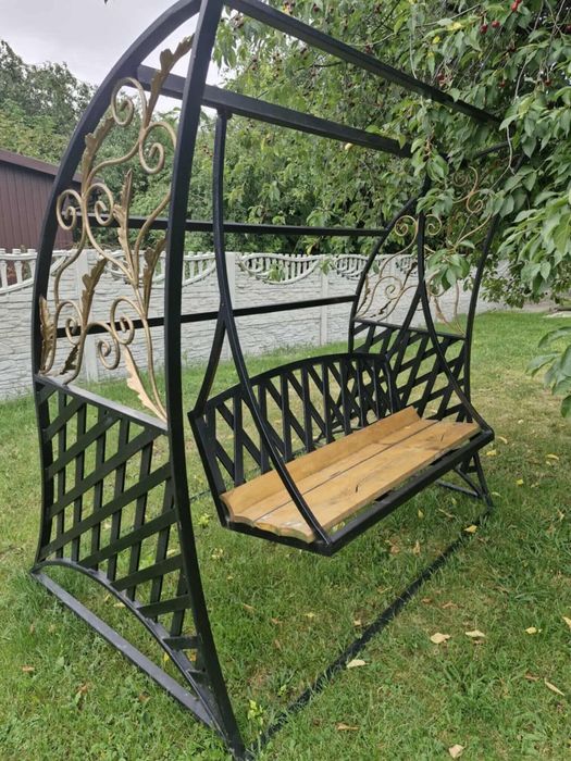 Stylowe bramy ogrodzenia balustrady