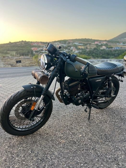 Vendo mitt 125cc ano 2023 (2.500€)