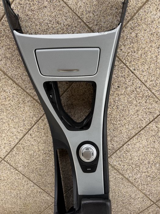 Conjunto de Frisos Interiores BMW E92 – Completo e Original BMW