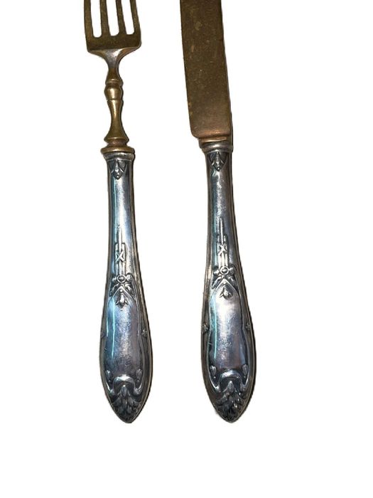 Talheres em prata antiga