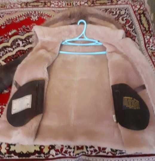 Дубленка с овчины с капюшоном