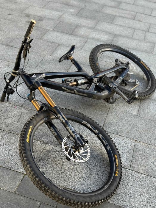 YT Capra Pro Race | Карбон ендуро велосипед