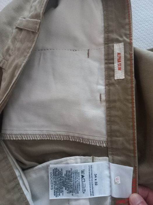 Calças Dockers NOVAS (Alpha Slim)