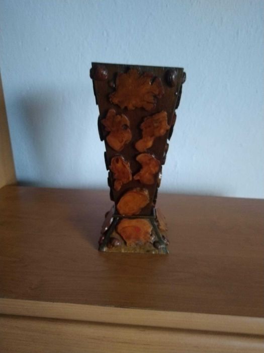 Wazon  drewniany na suche bukiety -rękodzieło