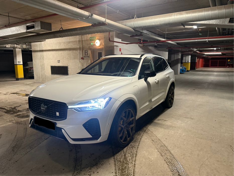 Volvo XC60 Polestar Engineered Hybryda Plug in Harman Panorama