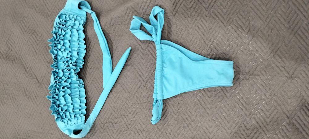 Bikinis diversos