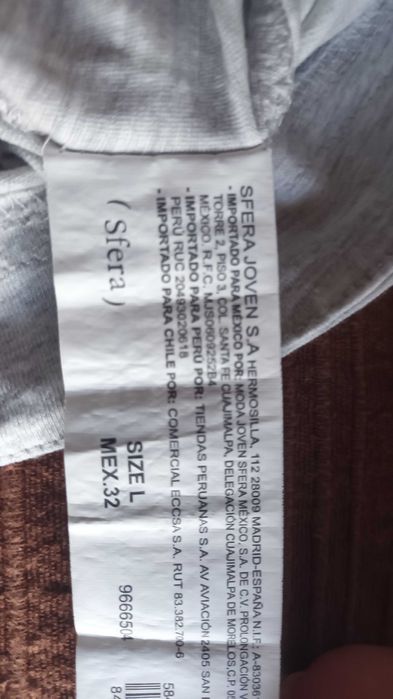 T-shirt em cinzento da Sfera