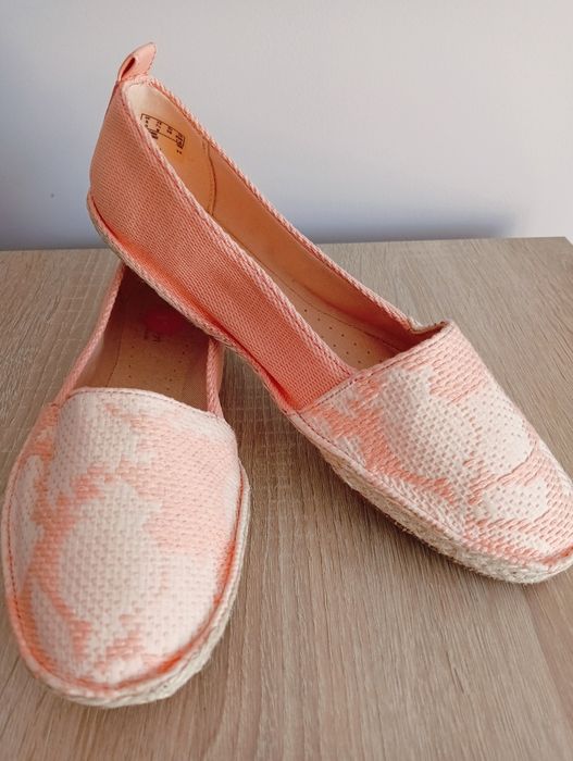 Buty wsuwane, espadryle Clarks, r. 38