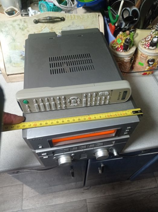 Продам усилитель с встроенным тюнером SONY