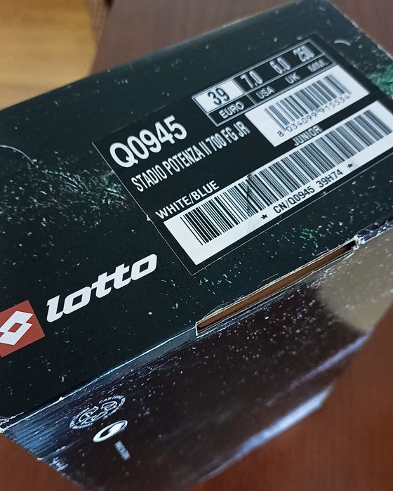 Chuteiras de futebol (Lotto)