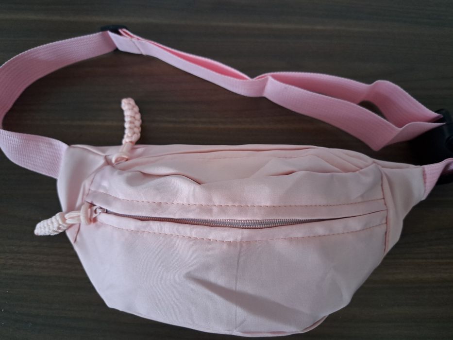 Turystyczna nerka damska-nowa