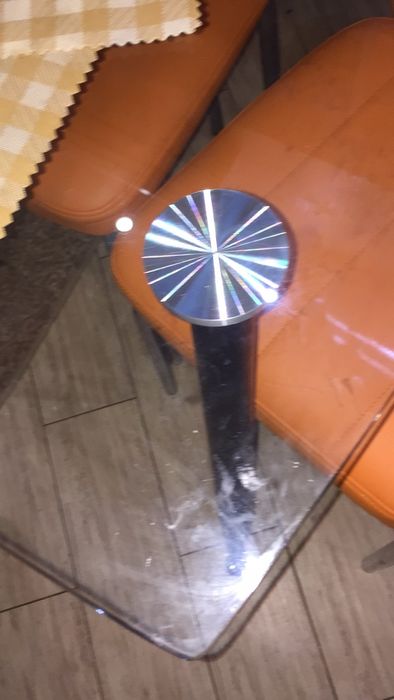 Стеклянный стол ремонт ножек