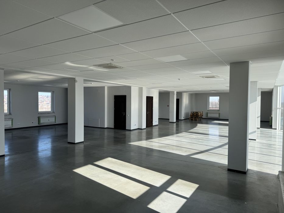 Здається в оренду комерційне приміщення 2,4 поверх з 4