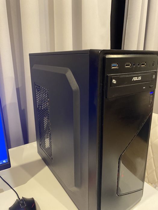 Komputer ,Monitor sprzedam