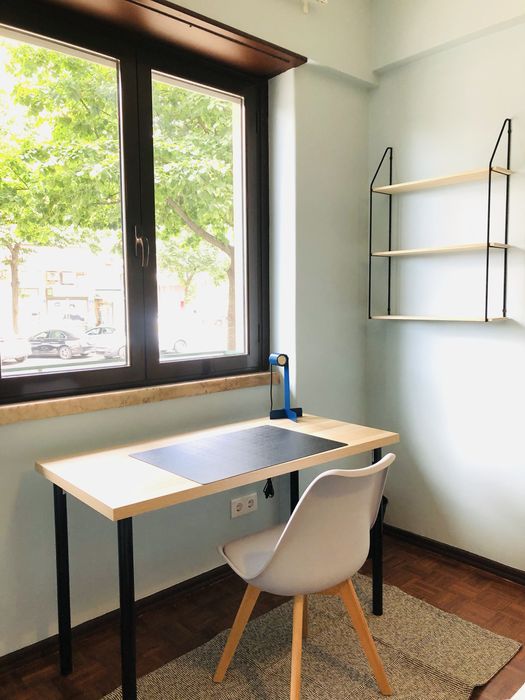 Quarto renovado  Sete Rios