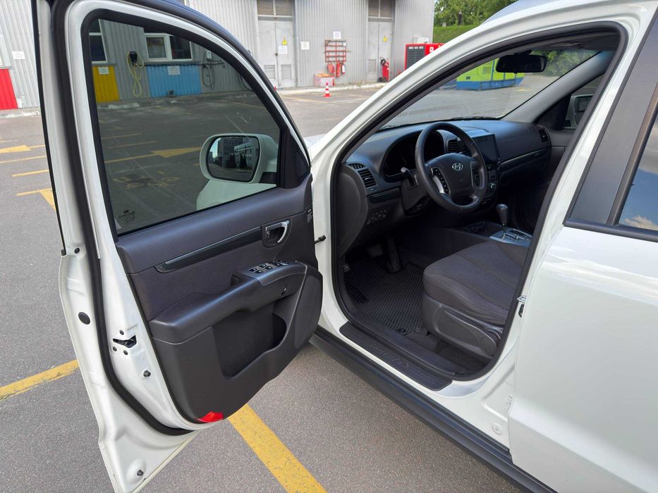 Hyundai Santa FE 2010 автомат. дизель. повний привід.