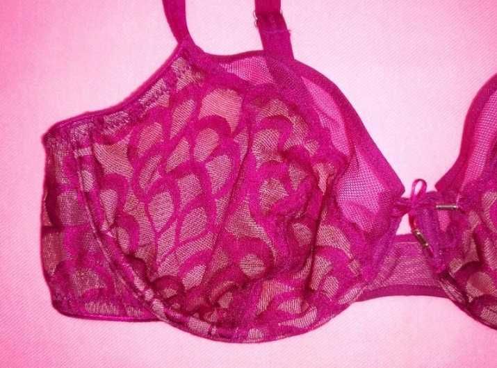 Бюстгальтер м'яка чашка 75C