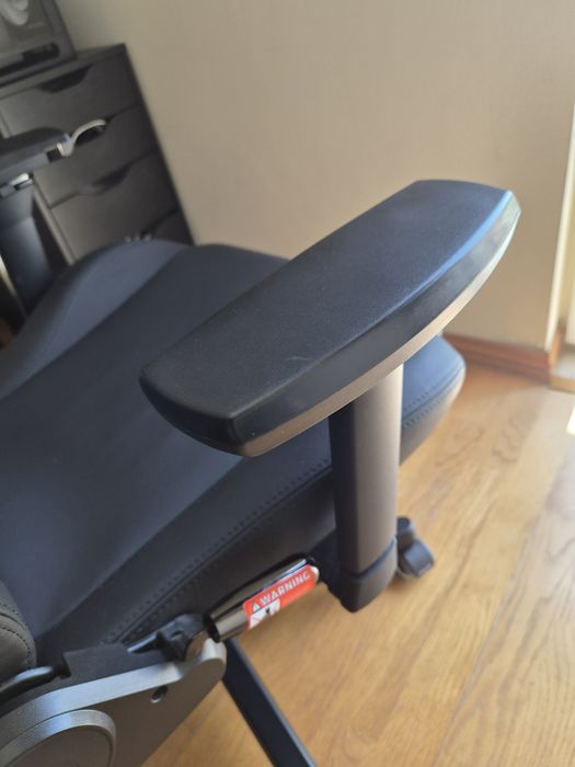 Cadeira Gaming Noblechairs EPIC Black Edition | 1 ano de uso | como nova com garantia