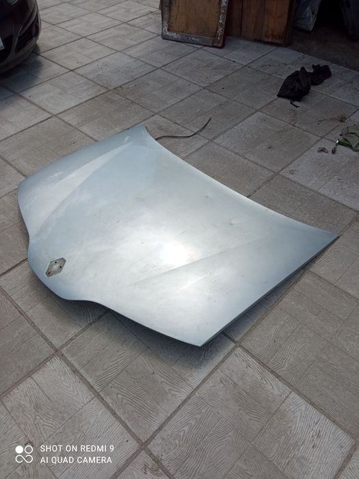 Продам капот Reno lagyna 2 дорестайлінг.