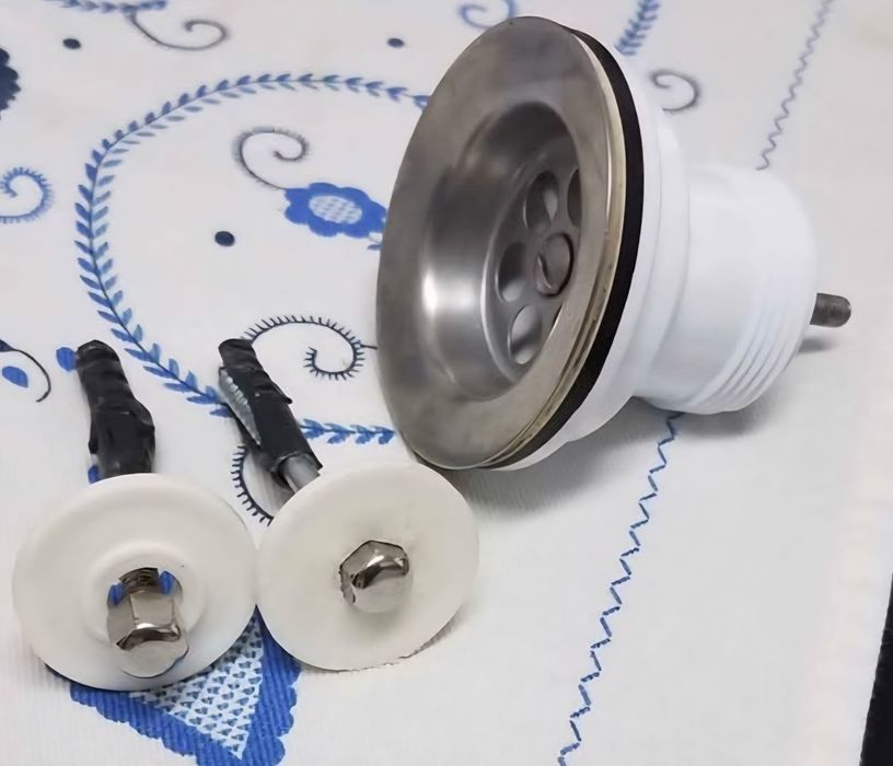 Lavatório totalmente novo muito pouco tempo de uso