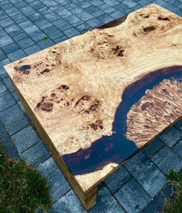 Drewniany stolik kawowy czeczot topola dąb żywica epoksydowa loft #48