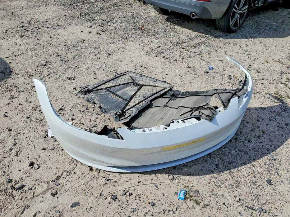 Tesla Model 3 2025