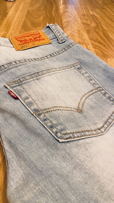 Calça Jeans Levi’s 511  S crinaça em excelente estado