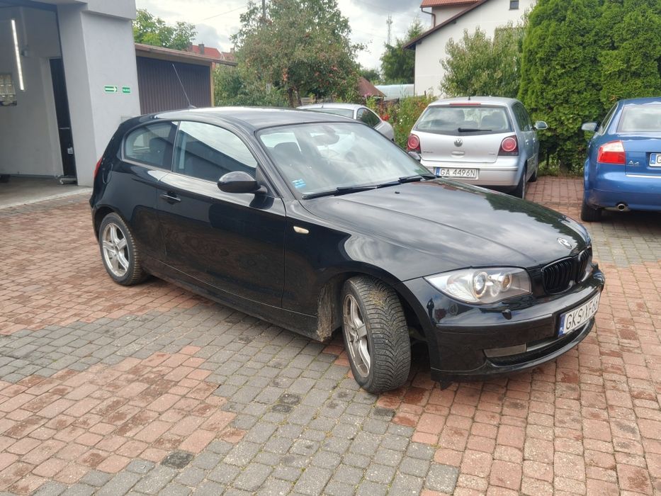 BMW e87 caly kpl przód lampy zderzak człowka ksenon