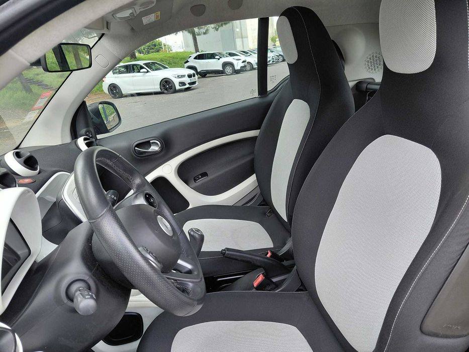 Carro Smart ForTwo Coupé