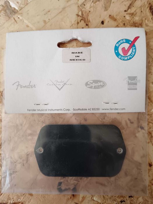 Fender Black Battery Compartment Cover
