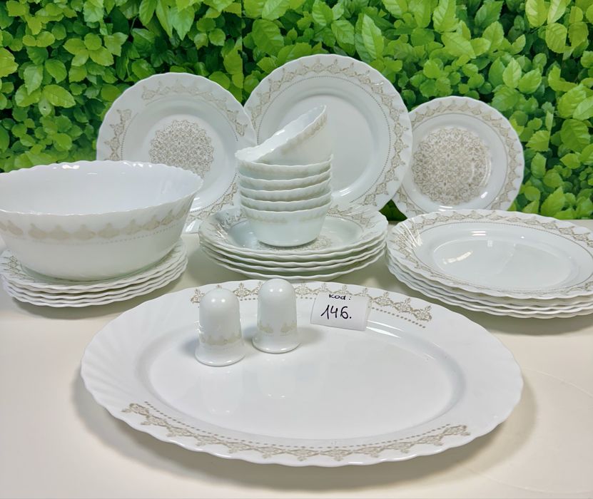 Zestaw obiadowy na 6 osób. 28el. Zastawa stołowa. Nowy
