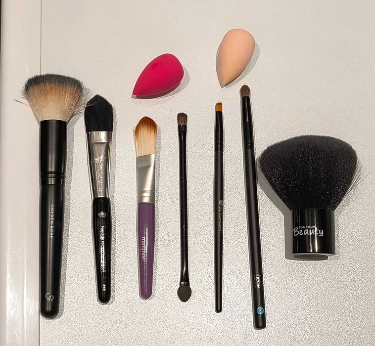 Zestaw kosmetyków Loreal Maybelline + zestaw pędzli