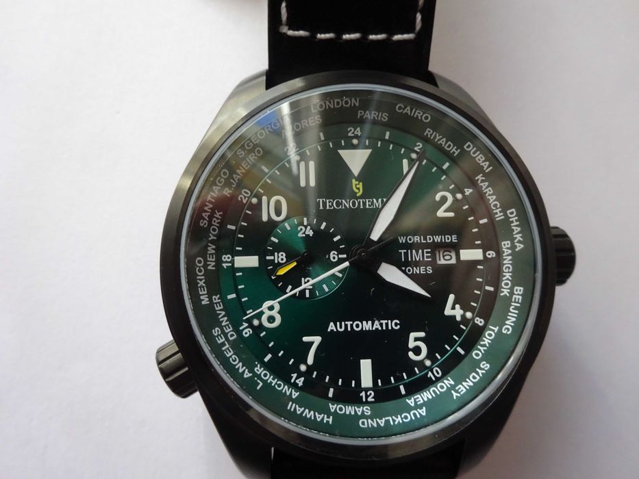 Relógio Tecnotempo World Time