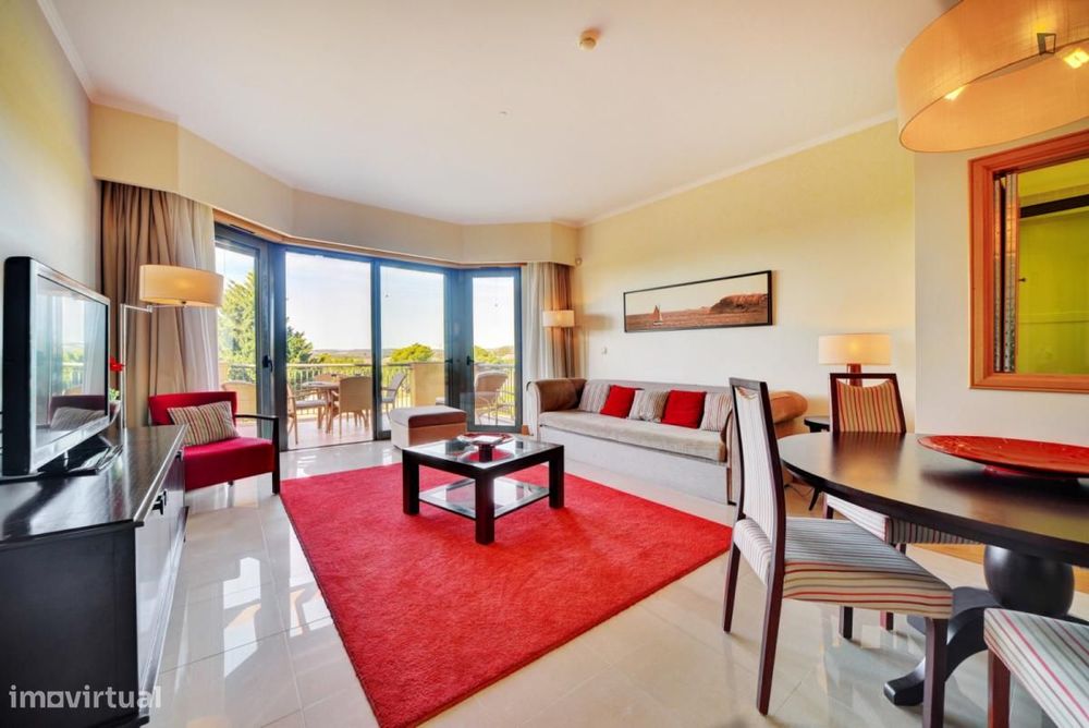 Apartamento com 2 quartos - localizado em Quarteira