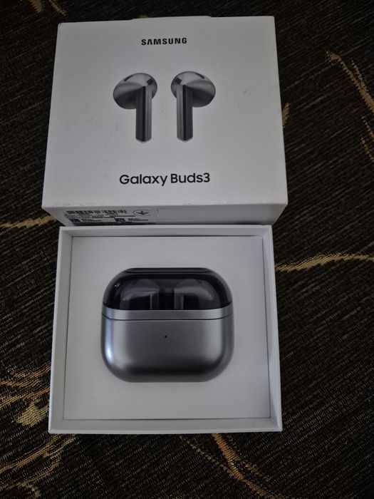Продам нові навушники Samsung Galaxy Buds3