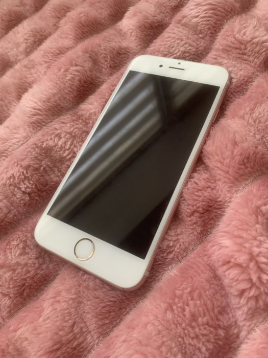 Продам iphone s на запчастини