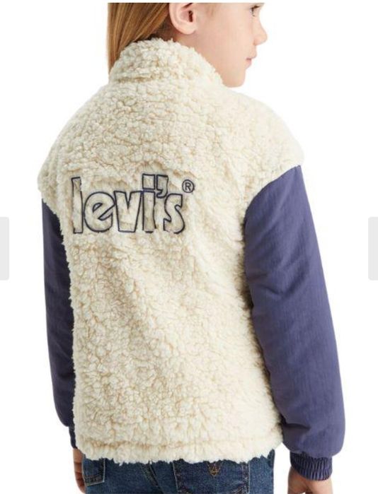 Куртка/ветровка Levi's. Розмір  140-155 см